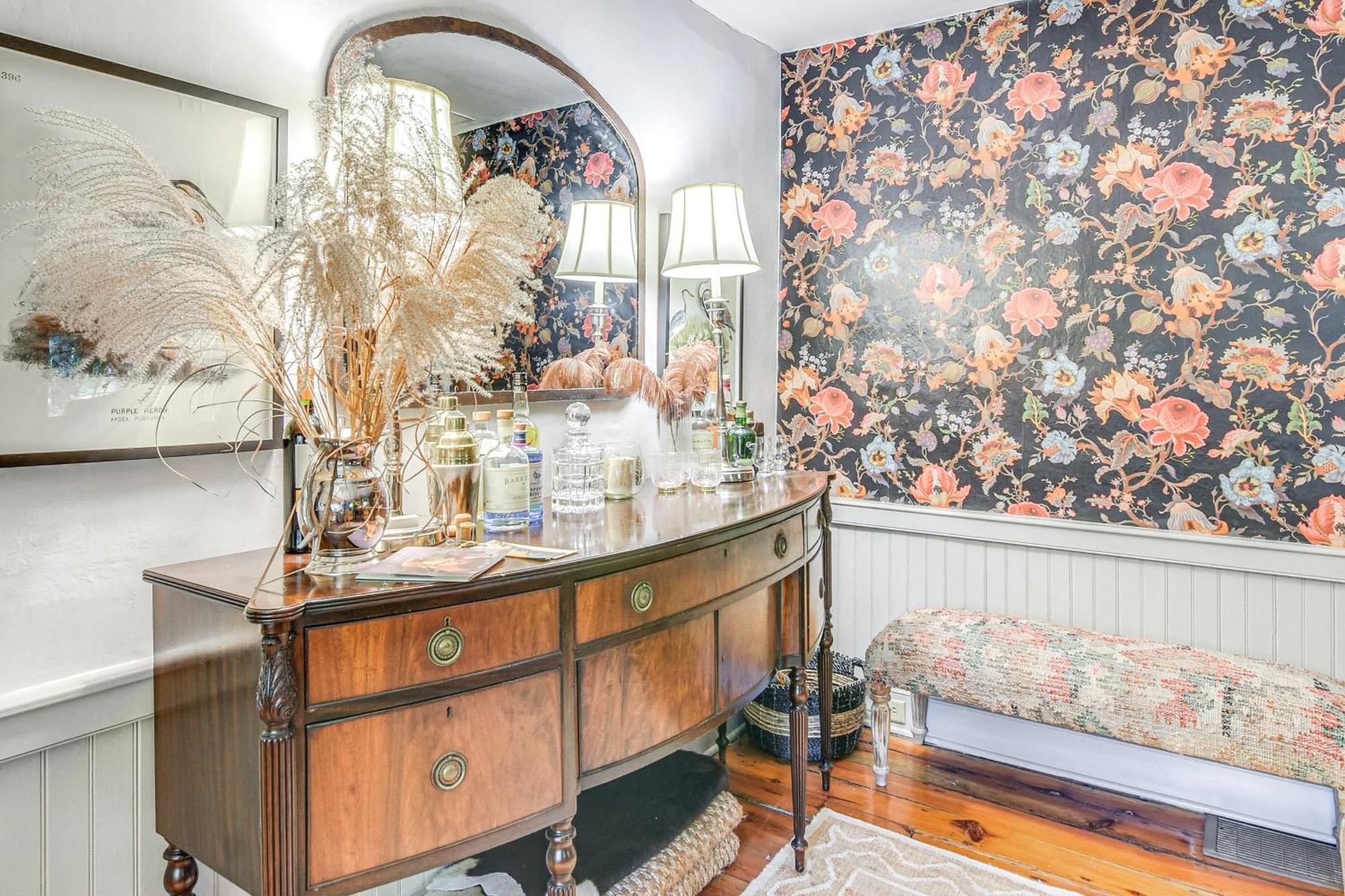 Holiday home Enchanting Stone Cottage, Steps To Delaware Canal