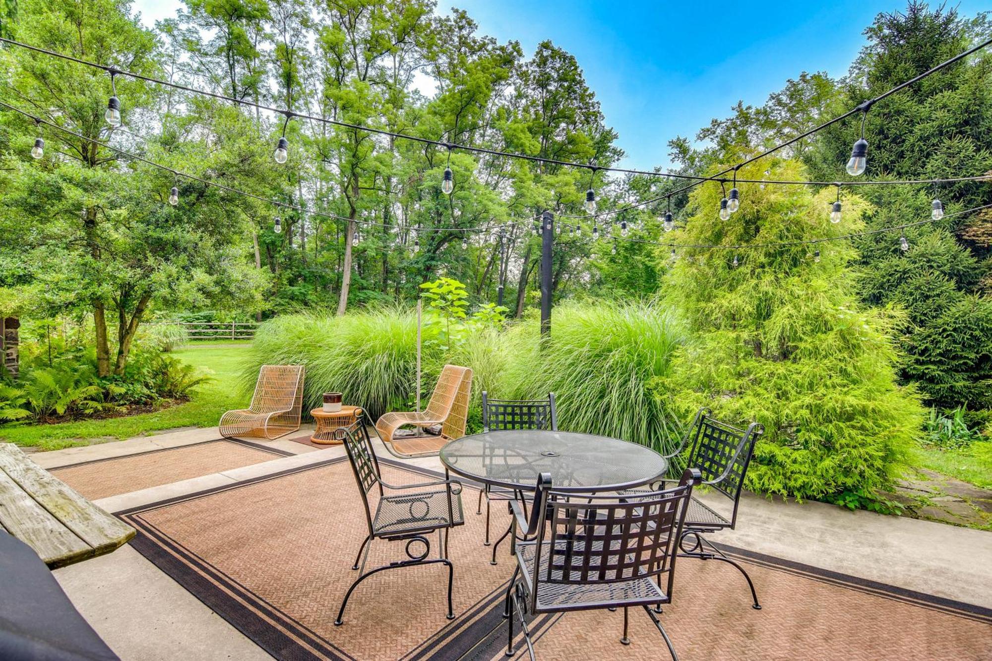 Enchanting Stone Cottage, Steps To Delaware Canal *